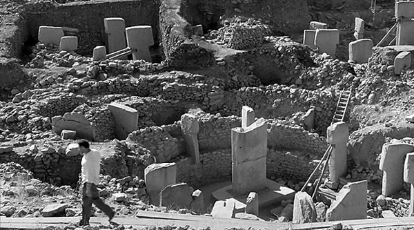 gobekli-tepe.jpg